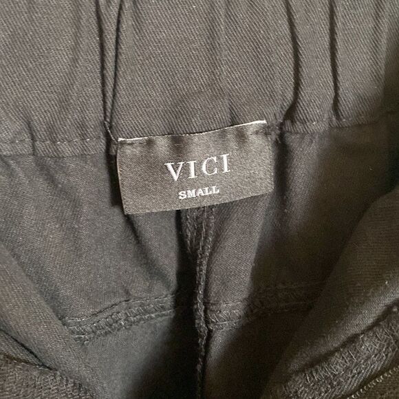 VICI- Tess Pocketed Paper Bag Waist Denim Skirt - Black -Size Small - Picture 6 of 10